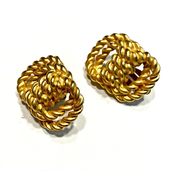 Vintage Clip On Earrings Classic Gold Rope Textured Dimensional Y2K Boss Lady - Picture 2 of 9